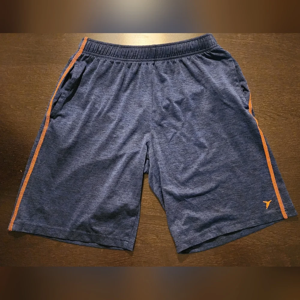 BOY'S OLD NAVY ATHLETIC SHORTS SIZE XL (14-16) GREAT CONDITION